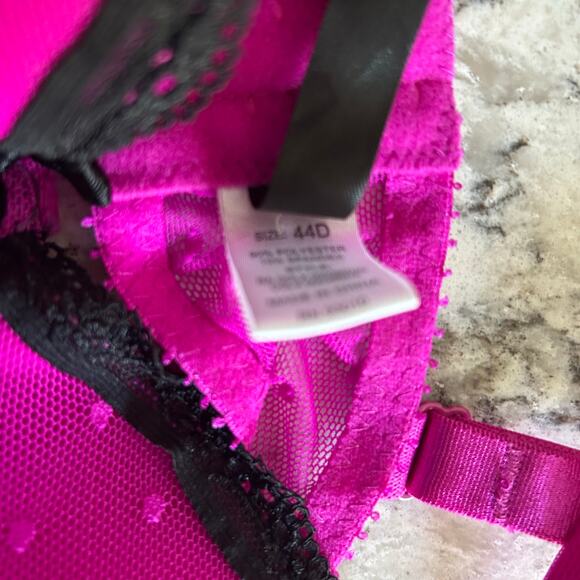Kiss‎ & Tell 44D bra- underwire, adjustable, intimate, lightly lined molded - Picture 5 of 6